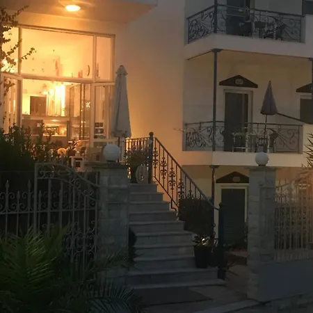Victor Eleni Aparthotel
