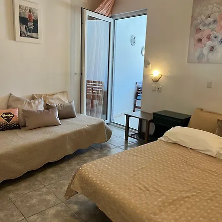 Aparthotel Victor Eleni 2*