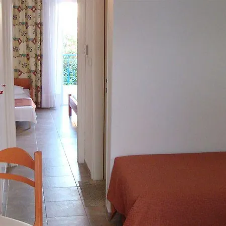 Victor Eleni Apart Otel Chaniotis