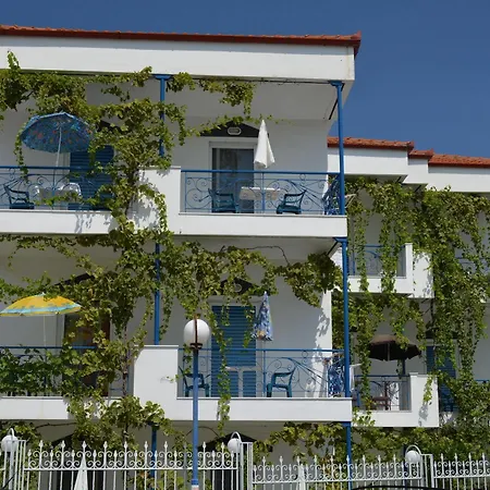 Victor Eleni Apart Otel 2*