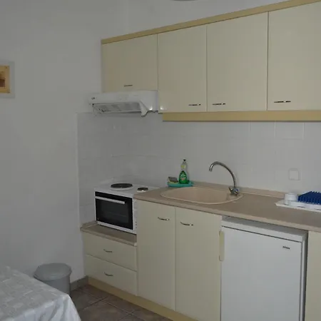 Victor Eleni Apart Otel Chaniotis