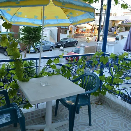 Victor Eleni Apart Otel 2*