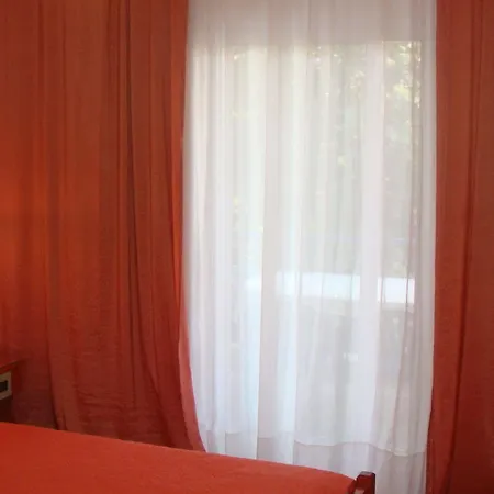 Apart Otel Victor Eleni 2*