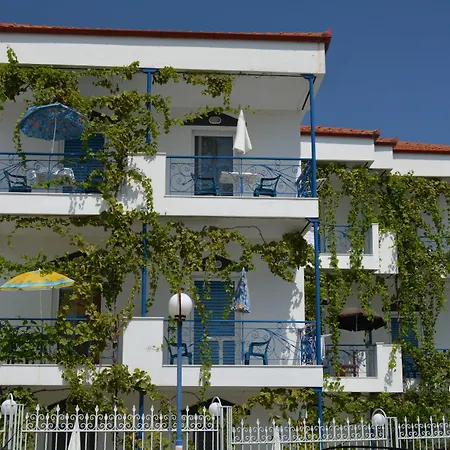 Victor Eleni Aparthotel 2*