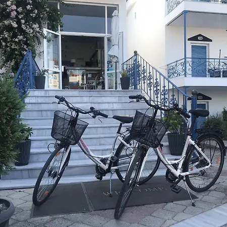 Aparthotel Victor Eleni